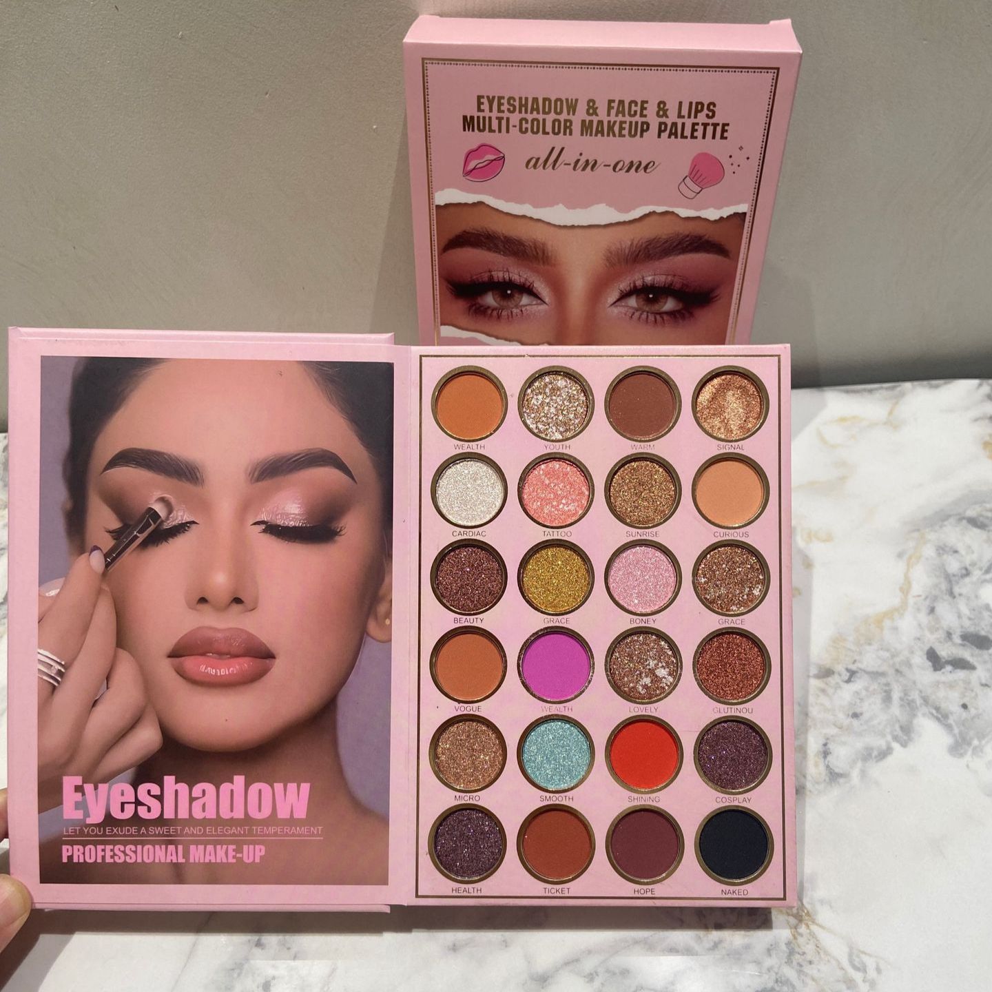 private_label_eye_shadow_palette_product_advantages